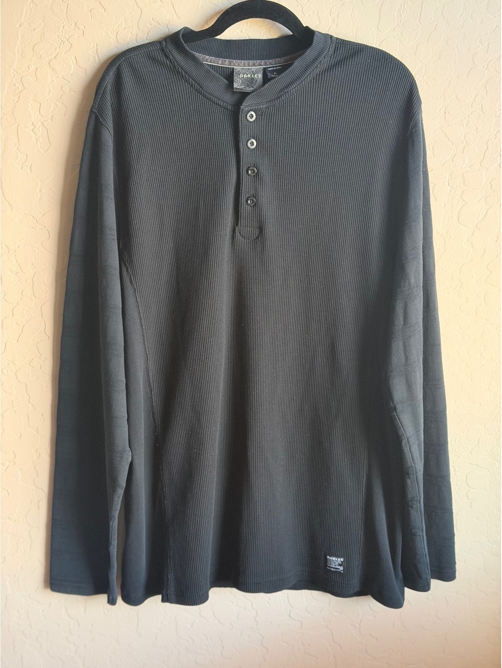 Vintage Y2K Oakley Tactical Field Gear XL Thermal Henley Long Sleeve Shirt Black